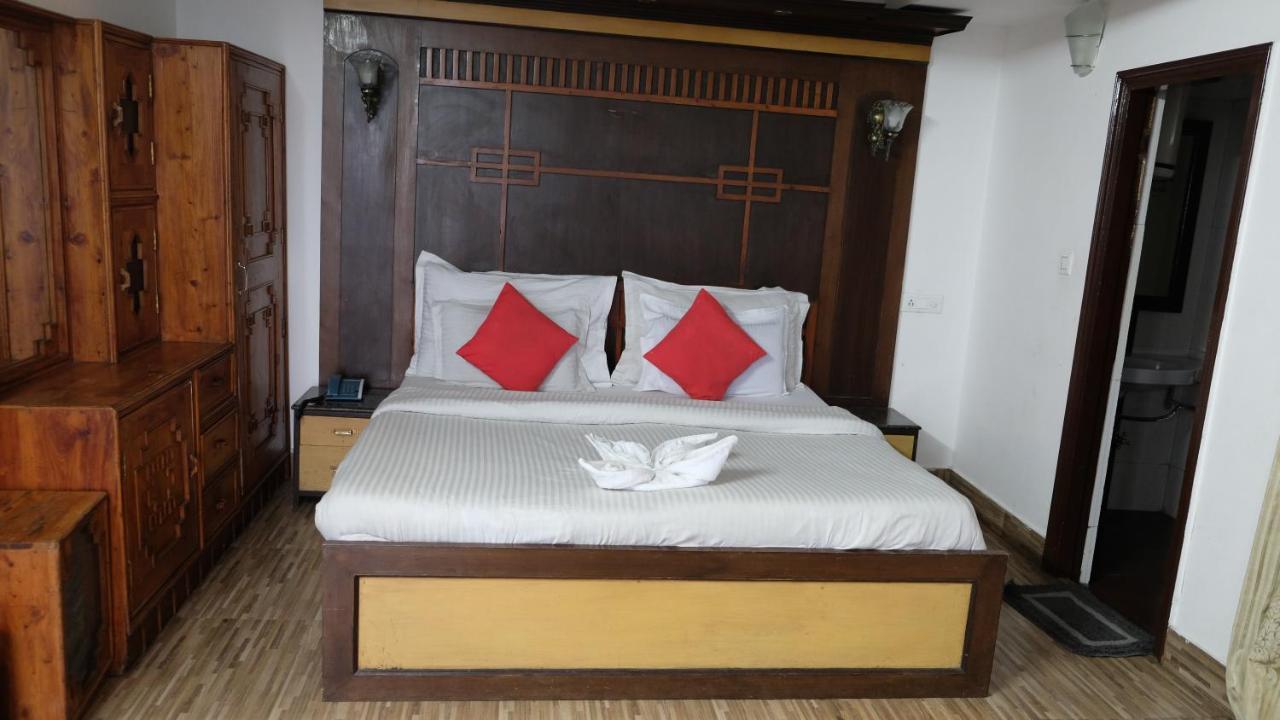Hotel Luxmount, Mussoorie Exterior photo